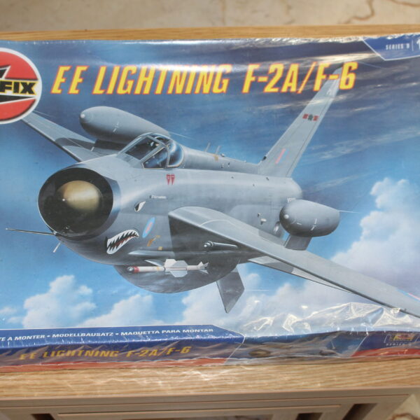 Airfix EE Lightning F2A